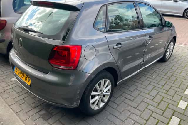 Volkswagen Polo (2012) thumbnail 4