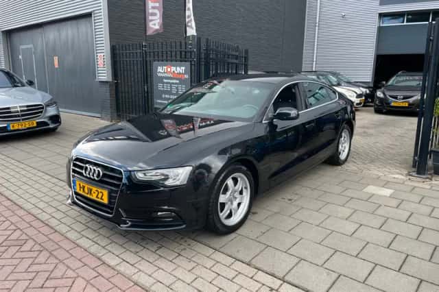 Audi A5 (2013) thumbnail 1