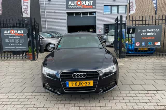 Audi A5 (2013) thumbnail 2