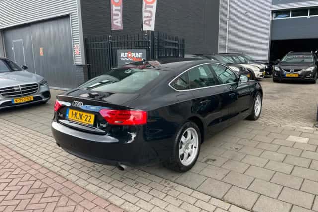 Audi A5 (2013) thumbnail 4