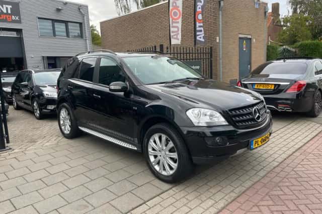 Mercedes-Benz M-Klasse (2006) thumbnail 3