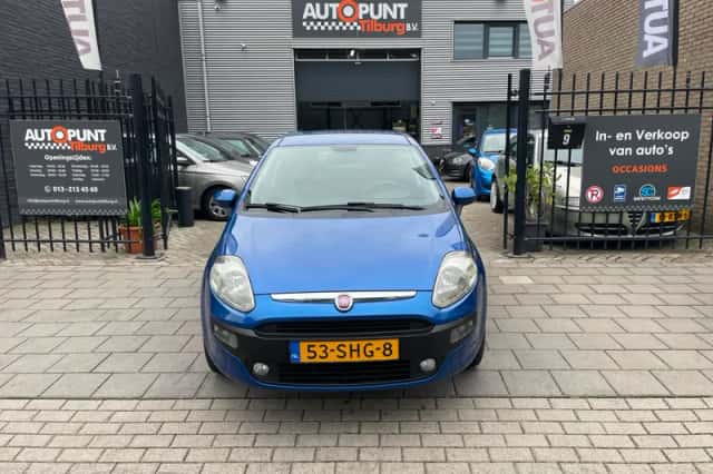 Fiat Punto Evo (2011) thumbnail 2