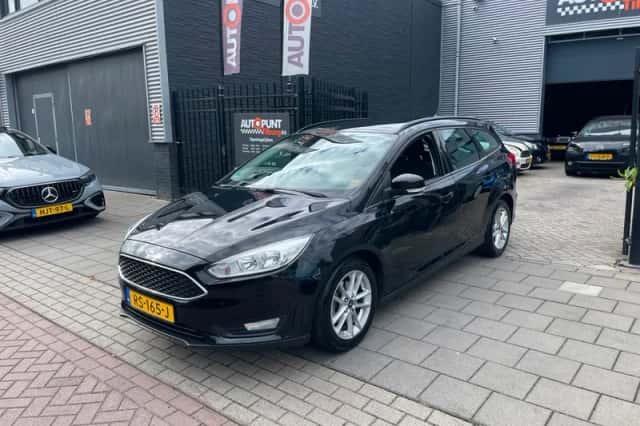 Ford Focus (2018) thumbnail 1