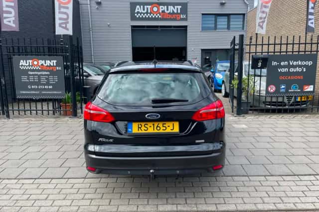 Ford Focus (2018) thumbnail 5