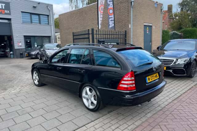 Mercedes-Benz C-Klasse (2006) thumbnail 6