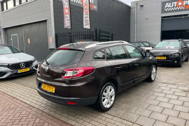 Renault Mégane (2015) thumbnail 4