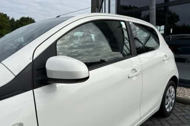 Peugeot 108 (2018) thumbnail 2