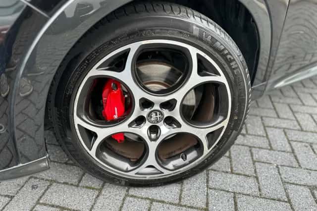 Alfa Romeo Tonale (2023) thumbnail 2