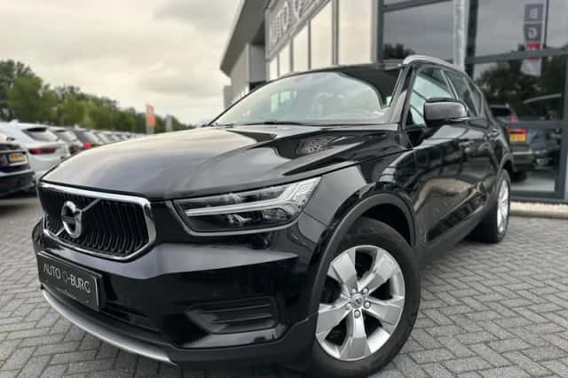 Volvo XC40 (2022) thumbnail 1