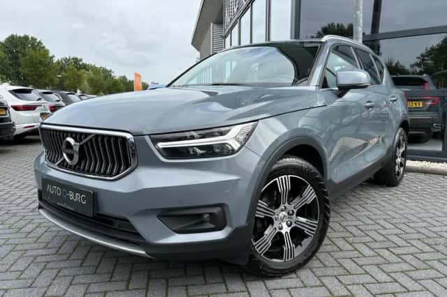 Volvo XC40 (2021) thumbnail 1