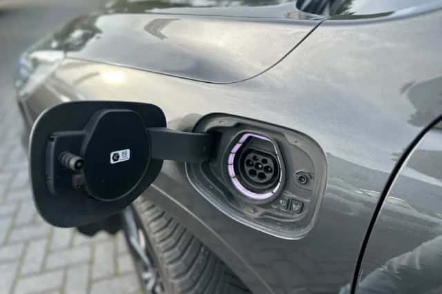 Ford Kuga (2022) thumbnail 5