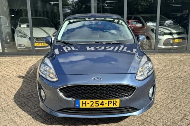 Ford Fiesta (2020) thumbnail 3