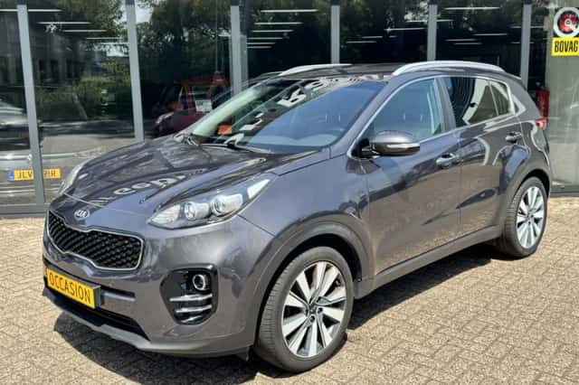 Kia Sportage (2017) thumbnail 2