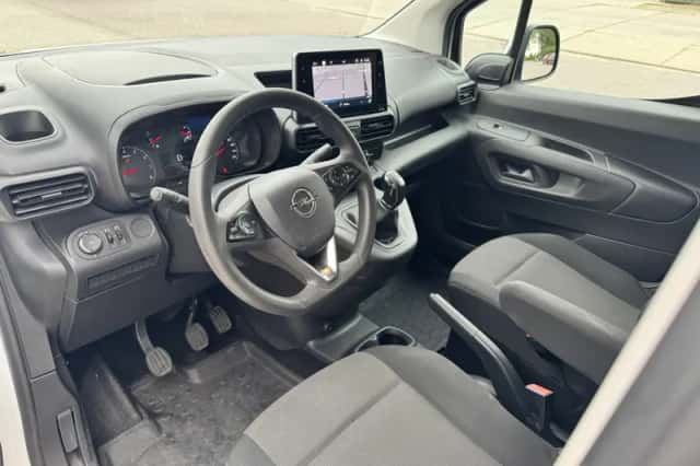 Opel Combo (2021) thumbnail 4