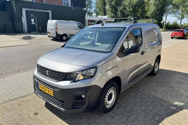 Peugeot Partner (2019) thumbnail 1