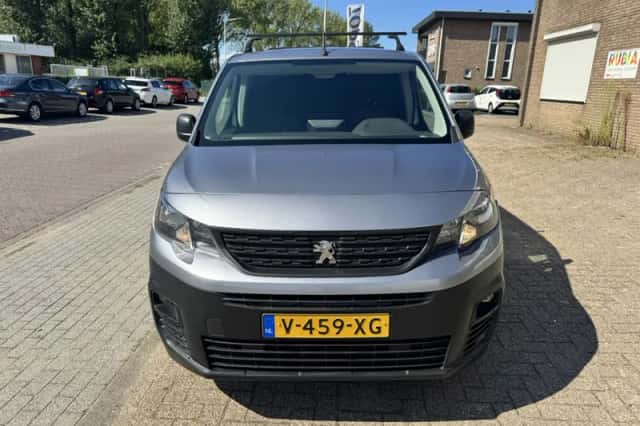Peugeot Partner (2019) thumbnail 2