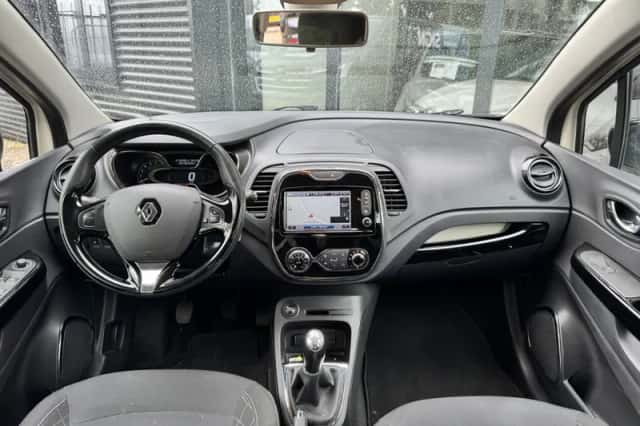 Renault Captur (2013) thumbnail 6