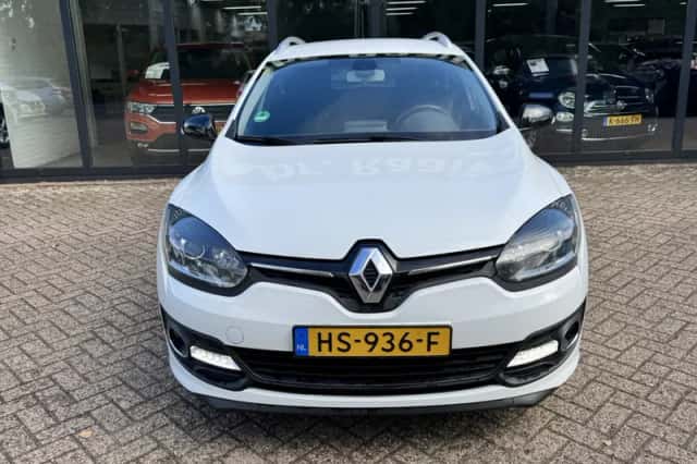 Renault Mégane (2015) thumbnail 3