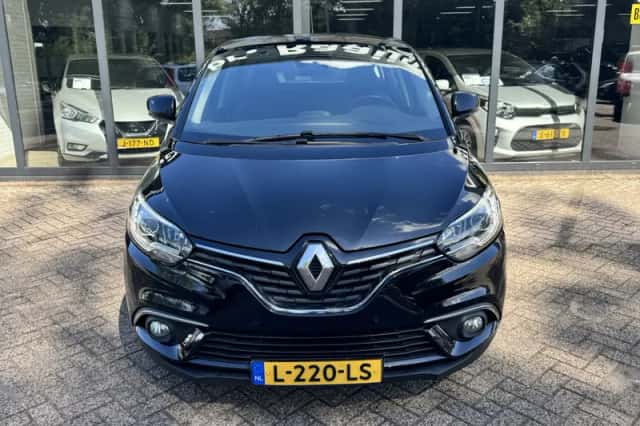 Renault Scénic (2017) thumbnail 3