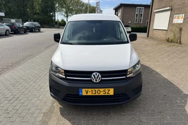 Volkswagen Caddy (2018) thumbnail 2
