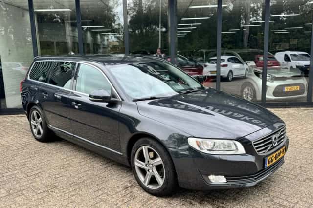 Volvo V70 (2015) thumbnail 4