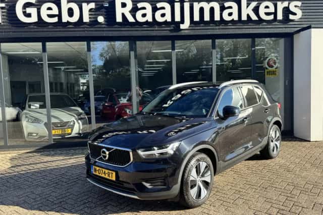 Volvo XC40 (2021) thumbnail 1