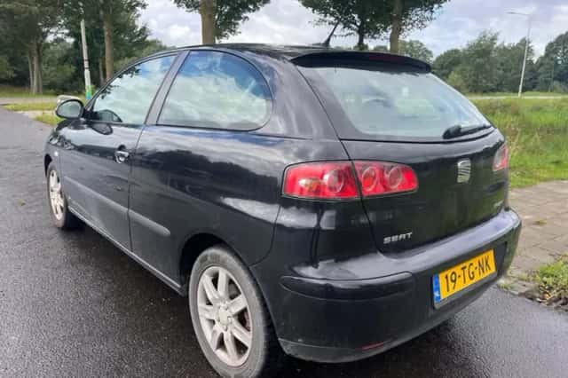 SEAT Ibiza (2006) thumbnail 3