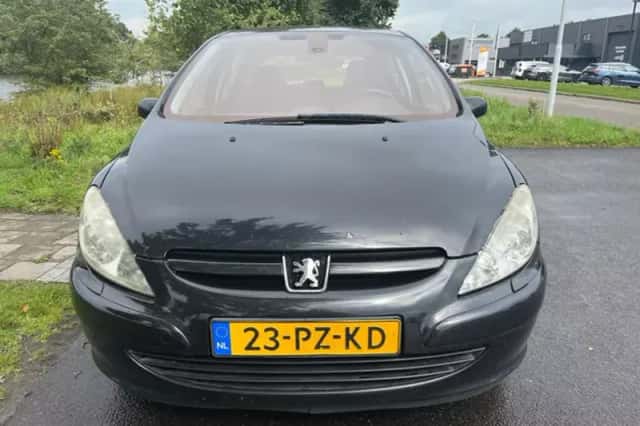 Peugeot 307 (2005) thumbnail 5