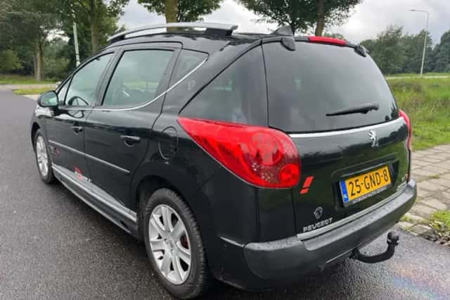 Peugeot 207 (2008) thumbnail 3