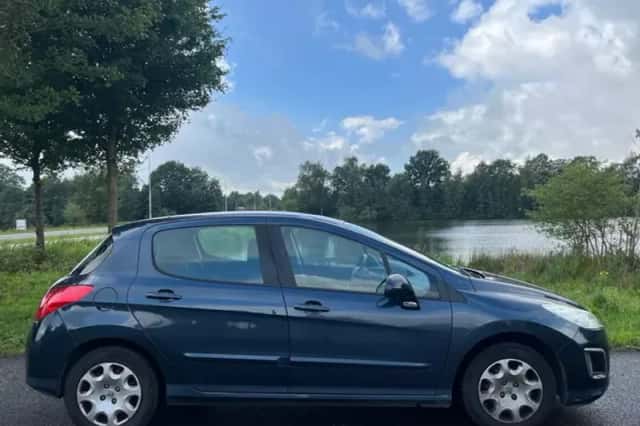 Peugeot 308 (2011) thumbnail 6