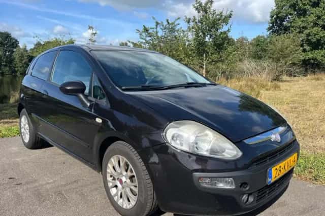 Fiat Punto Evo (2010) thumbnail 2