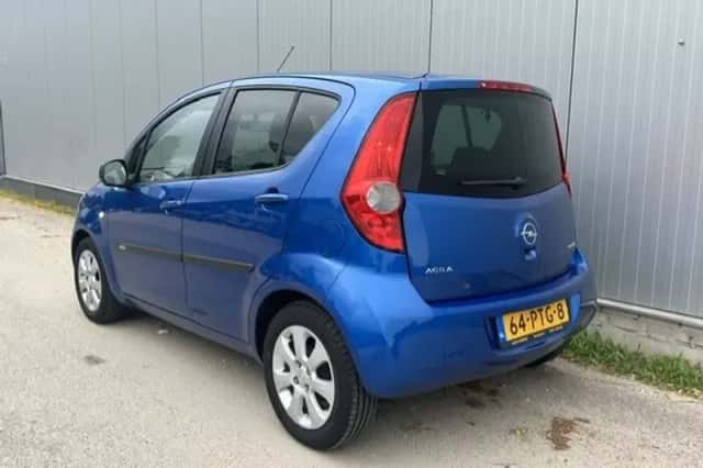 Opel Agila (2011) thumbnail 2