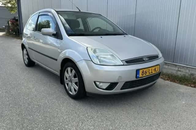 Ford Fiesta (2003) thumbnail 4