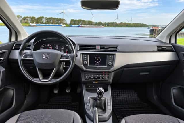 SEAT Ibiza (2019) thumbnail 3