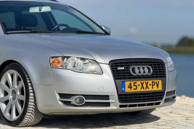 Audi A4 (2006) thumbnail 2