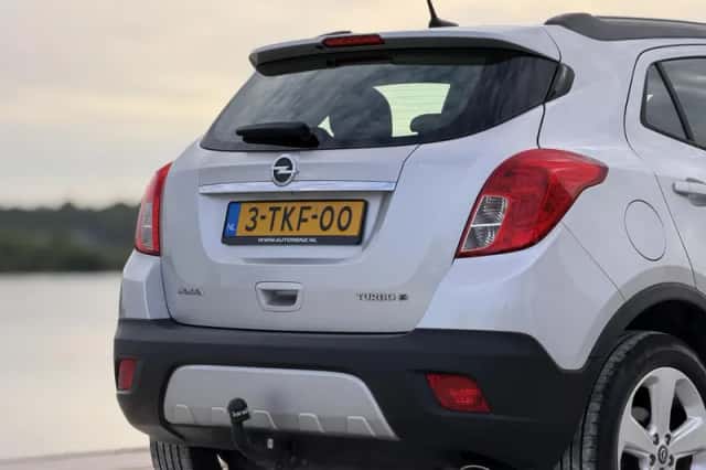 Opel Mokka (2014) thumbnail 4