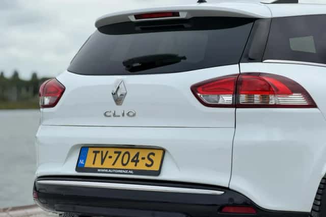 Renault Clio (2018) thumbnail 4