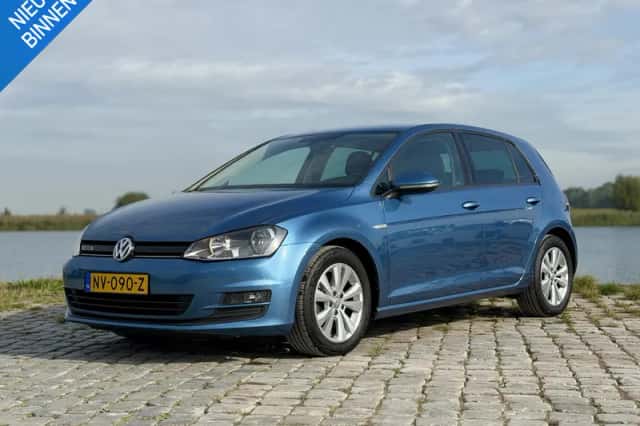 Volkswagen Golf (2017) thumbnail 1