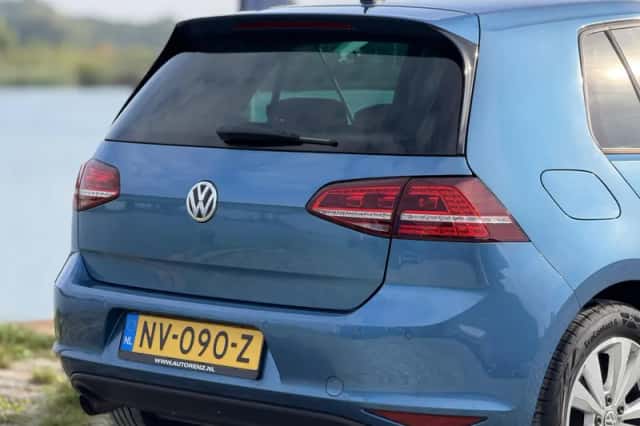 Volkswagen Golf (2017) thumbnail 4