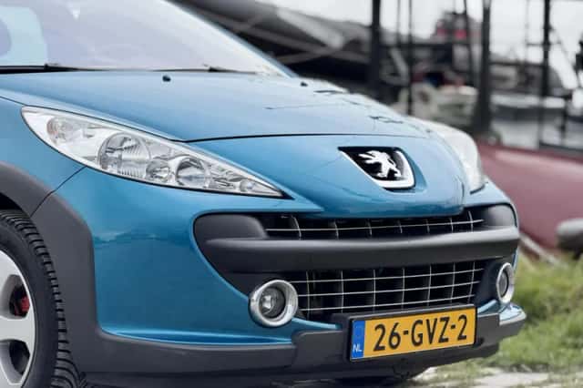 Peugeot 207 (2008) thumbnail 2