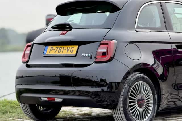 Fiat 500e (2022) thumbnail 4
