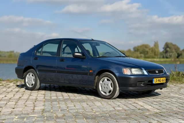 Honda Civic (1995) thumbnail 3