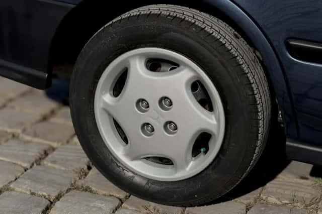 Honda Civic (1995) thumbnail 6