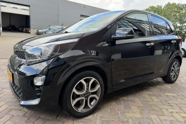 Kia Picanto (2021) thumbnail 5