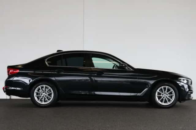 BMW 5-Serie (2018) thumbnail 1