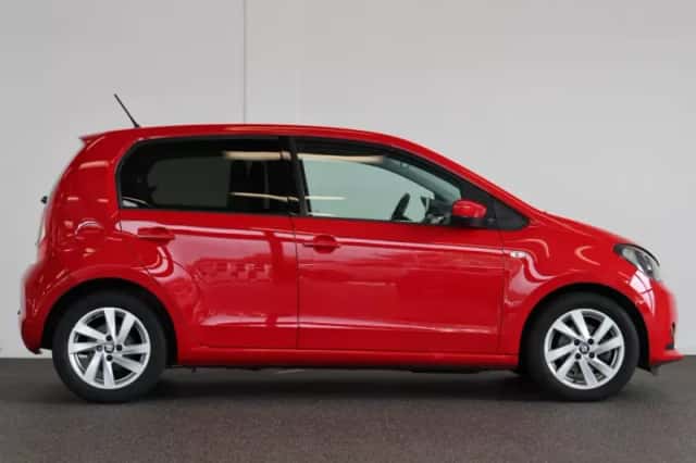 SEAT Mii (2015) thumbnail 2