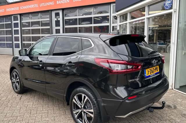 Nissan Qashqai (2020) thumbnail 3