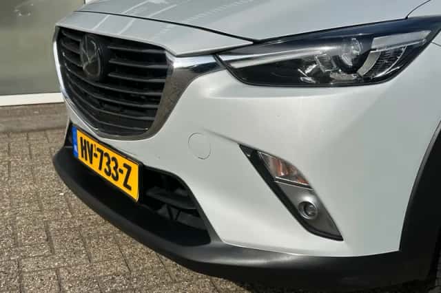 Mazda CX-3 (2016) thumbnail 3