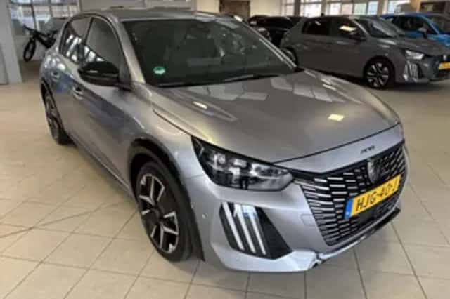Peugeot 208 (2025) thumbnail 1
