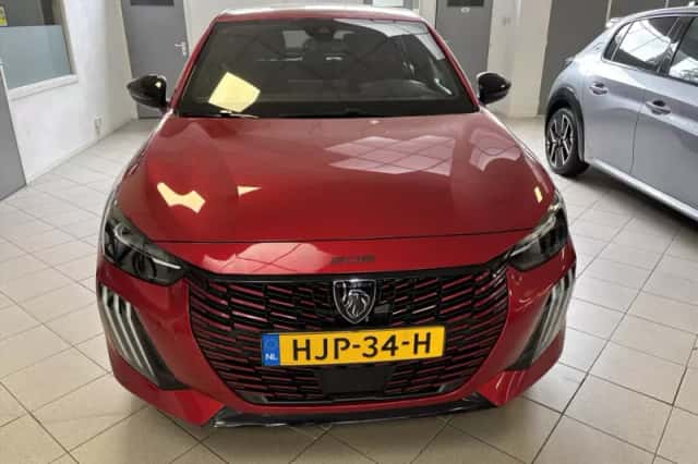 Peugeot 208 (2025) thumbnail 2